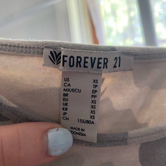 Tank top - Picture 2 of 2